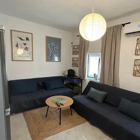 Private In The Old Town 