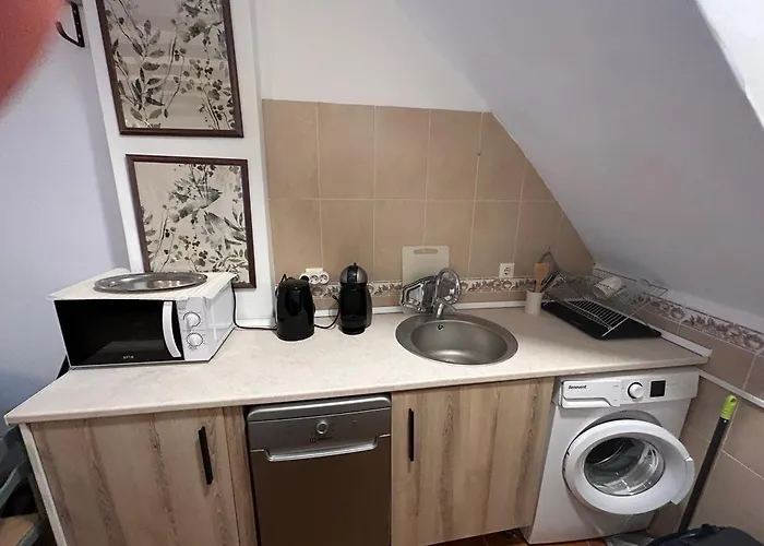 Private In The Old Town 