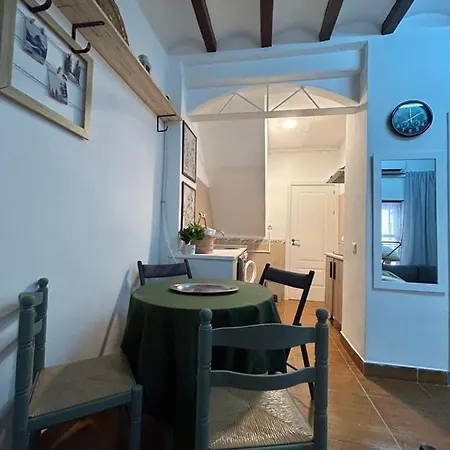 Daire Private In The Old Town 