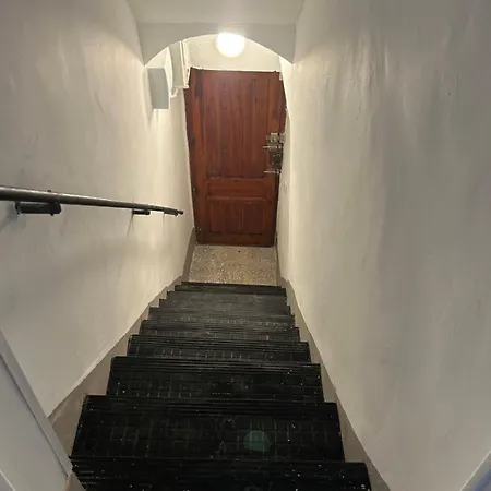 Daire Private In The Old Town 